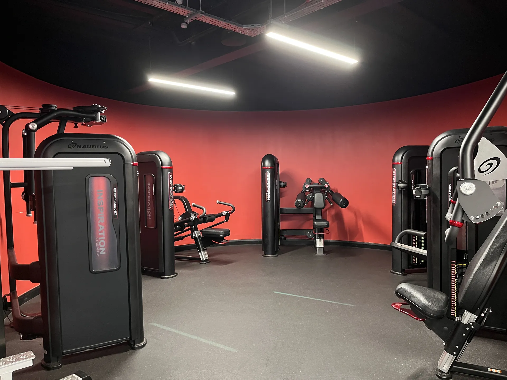 Machine room with isolation equipment